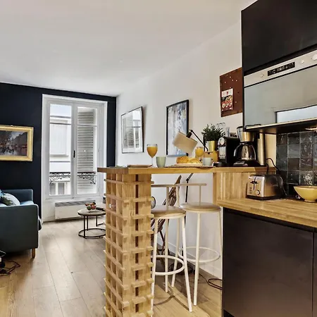 Invalides & Tour Eiffel - 1br - Cityapartmentstay Apartment